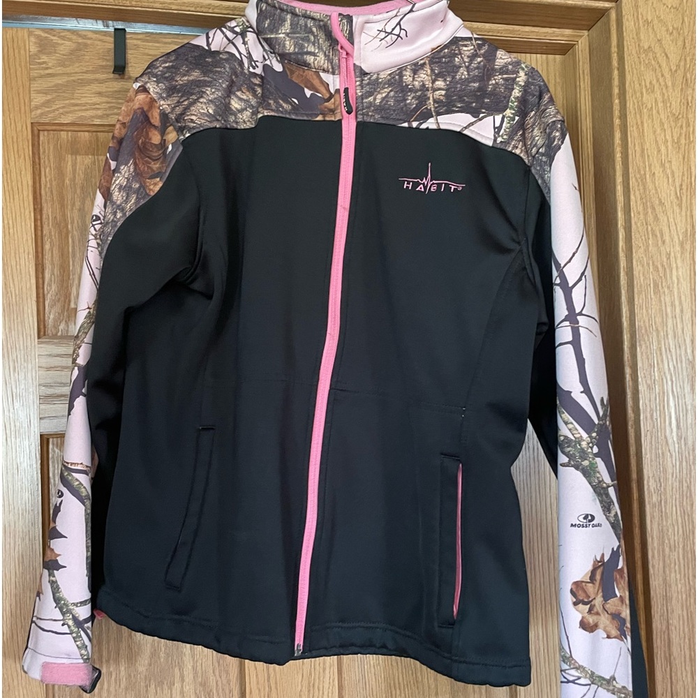 Women’s Pink Camo Light Jacket
